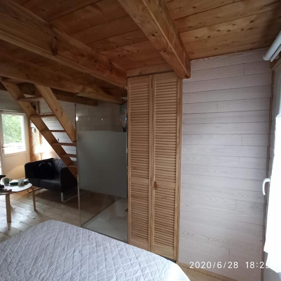 Une Tiny House A Decouvrir Au Coeur De La Cite ! Контрексевіль Екстер'єр фото