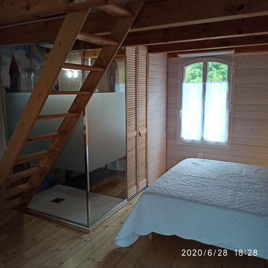 Une Tiny House A Decouvrir Au Coeur De La Cite ! Контрексевіль Екстер'єр фото