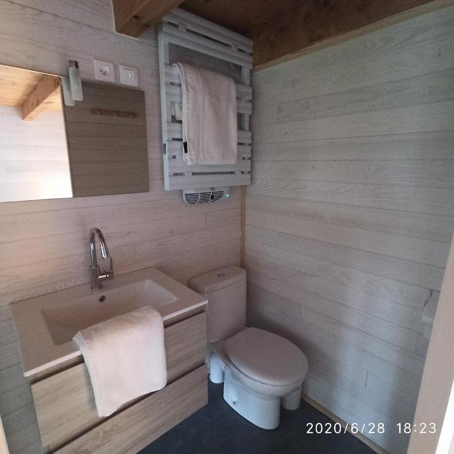 Une Tiny House A Decouvrir Au Coeur De La Cite ! Контрексевіль Екстер'єр фото